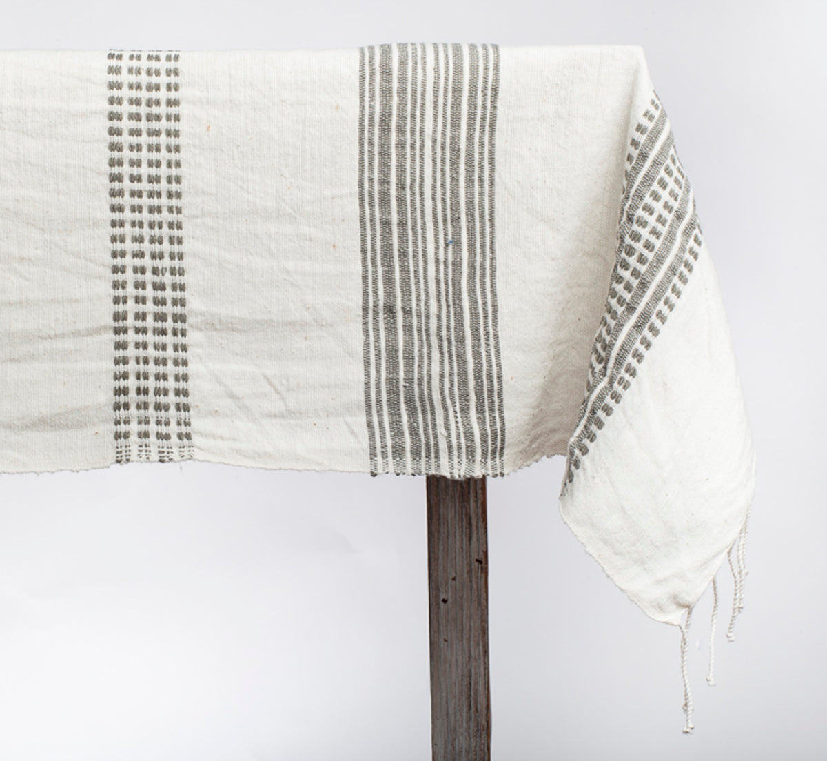 Aden Cotton Tablecloth 96x54